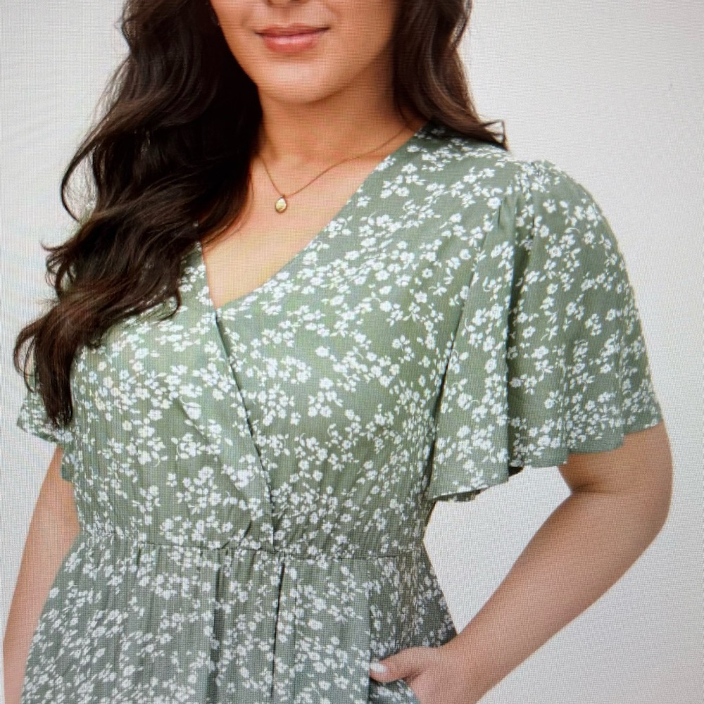 BloomChic Floral Dress - Picture 9 of 10